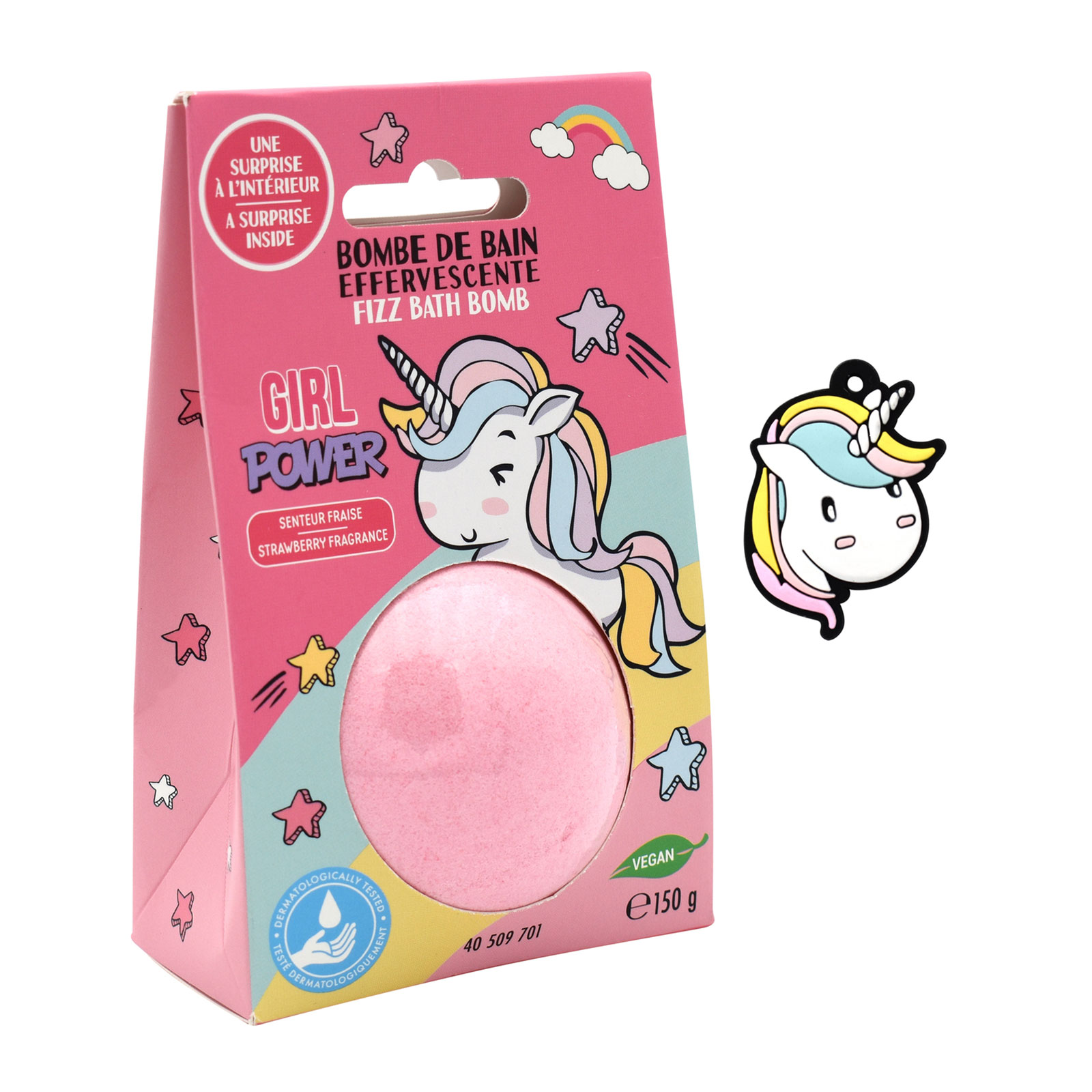 Verpackung einer rosa Badebombe mit dem Aufdruck „Girl Power“ und einem Einhorn-Design, dazu ein Anhänger in Form eines Einhorns.