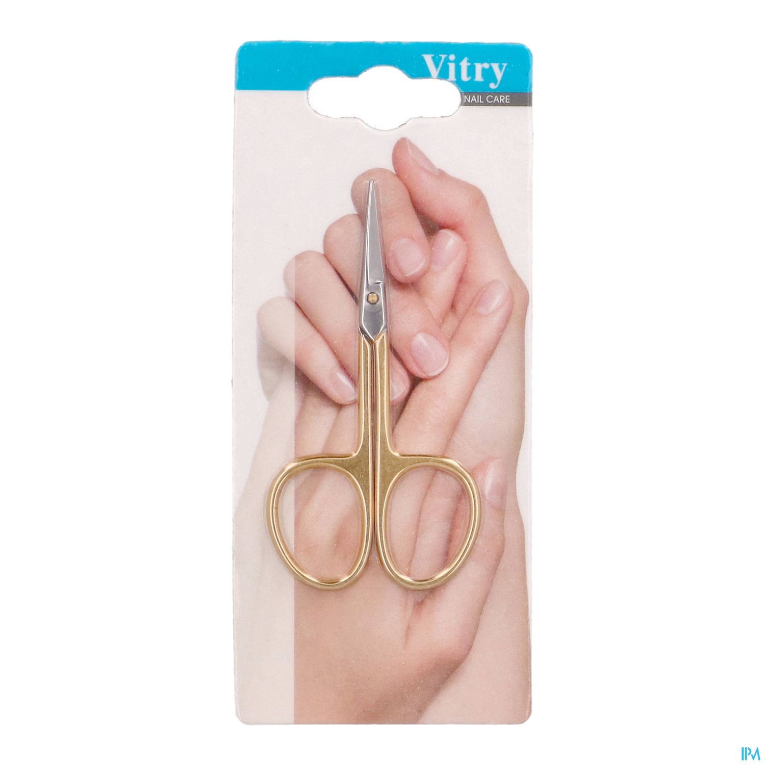 Eine goldene Nagelschere auf einer beigefügten Verpackung mit Händen im Hintergrund.