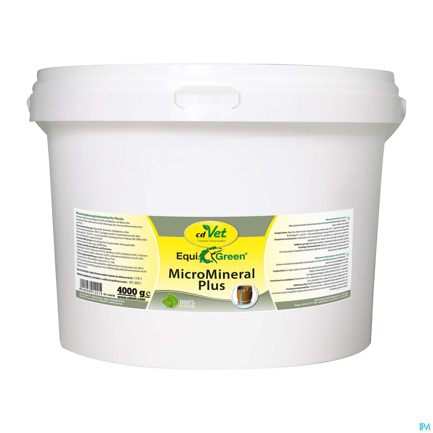 Weißer Eimer mit dem Aufdruck "cdVet EquiGreen MicroMineral Plus" und Angaben zur Anwendung.