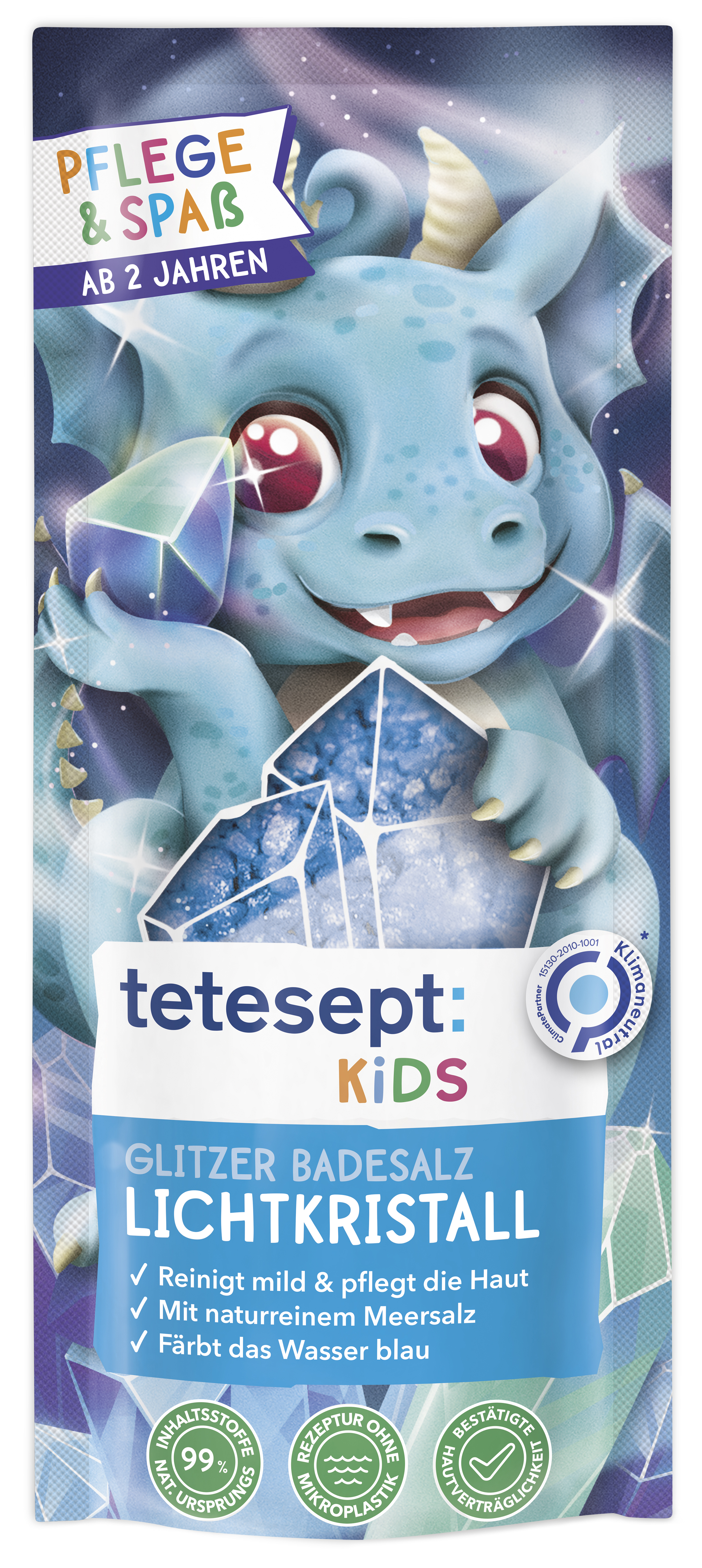 Produktverpackung von tetesept: Kids Glitzer Badesalz Lichtkristall mit einem niedlichen Drachen und blauen Kristallen, versehen mit Hinweisen zu Pflege und Verwendung ab 2 Jahren.